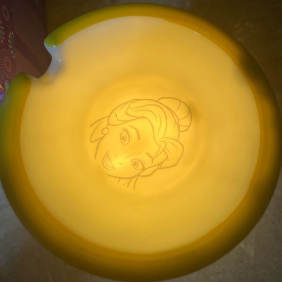 Scentsy Disney Chip mini warmer - Picture 3 of 6